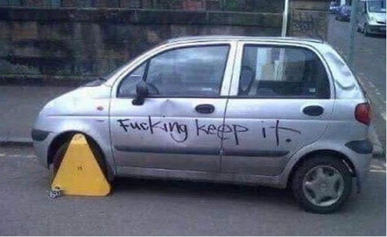 Driver tells traffic warden “You clamp it, you keep it!”